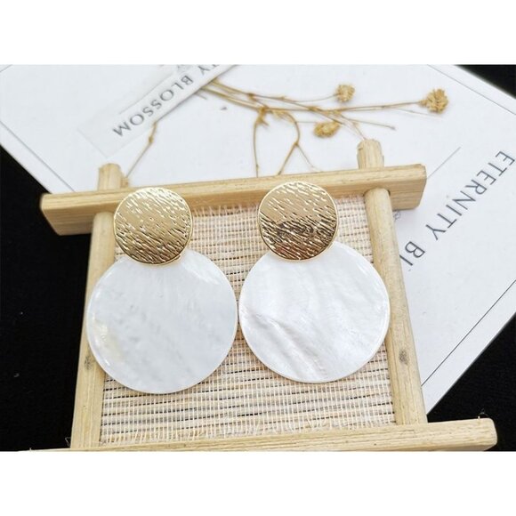3/$35 Bohemian Ocean Round White & Shell Drop Earrings - Picture 1 of 6